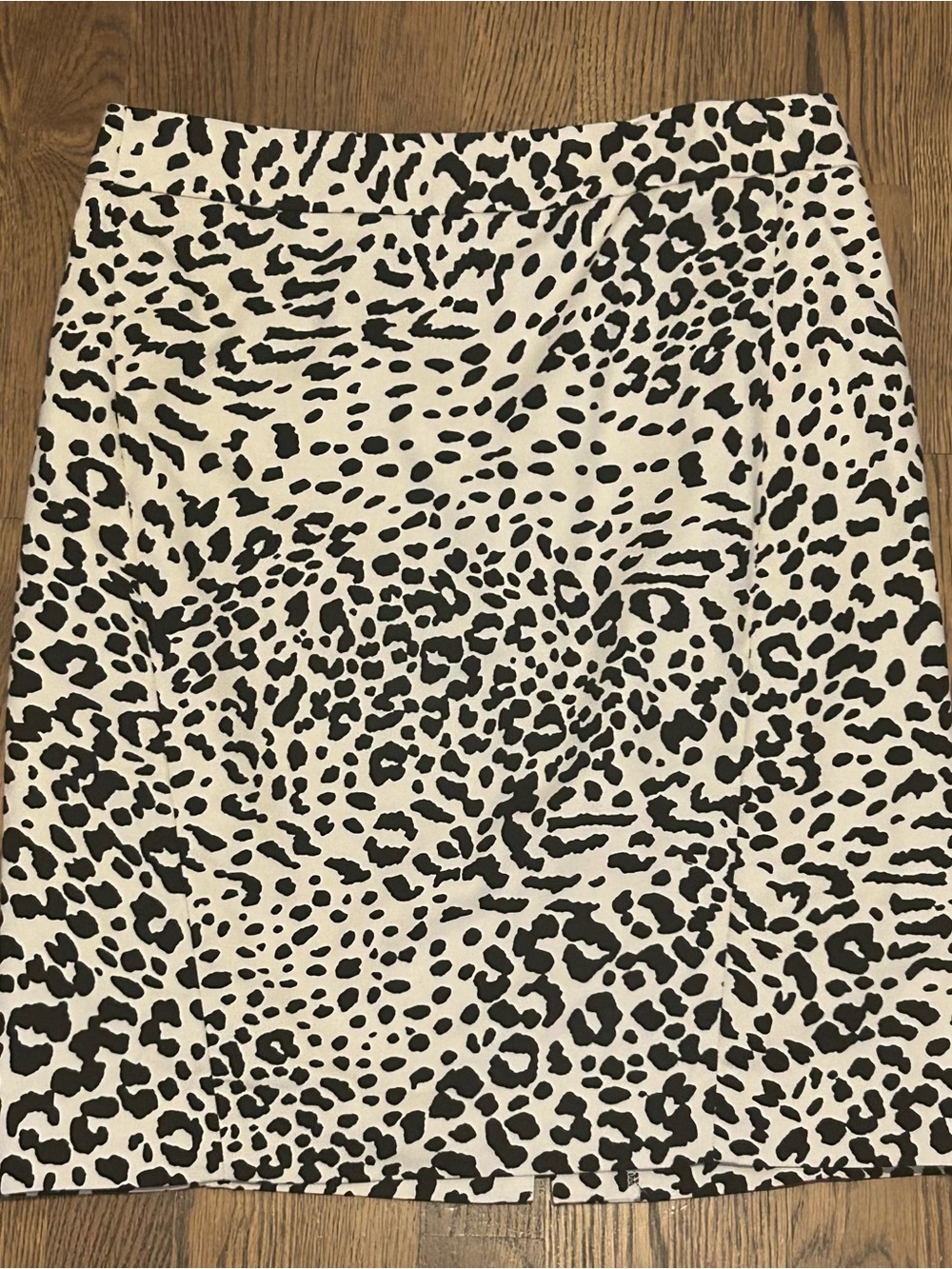 LOFT Black and White Leopard-Print Pencil Skirt - Picture 2 of 8